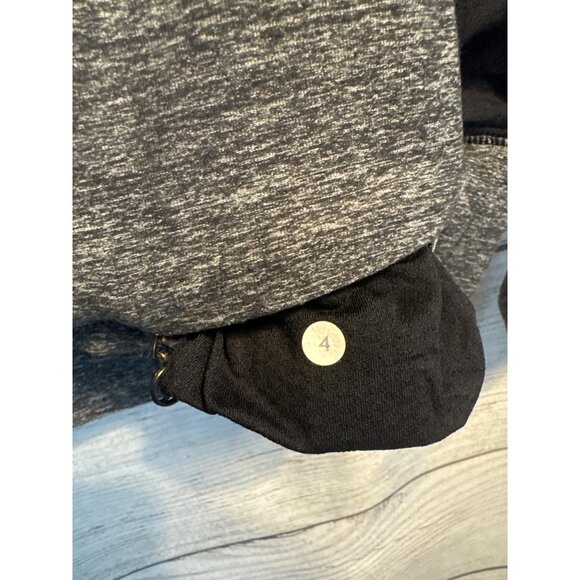 Lululemon Run Full Tilt Pullover Size 4 - Picture 2 of 3
